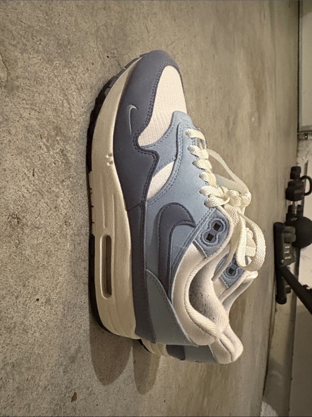 Nike Air Max 1 White and Blue Slate Sneaker